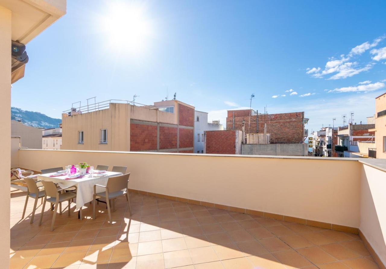 Apart-Rent Apartment Francesc Macia Penthouse 2000 Roses Kültér fotó
